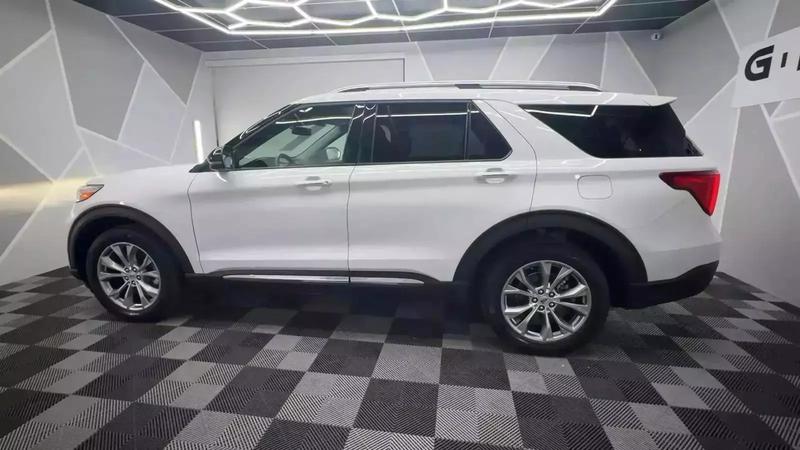 2021 Ford Explorer Limited Sport Utility 4D 13