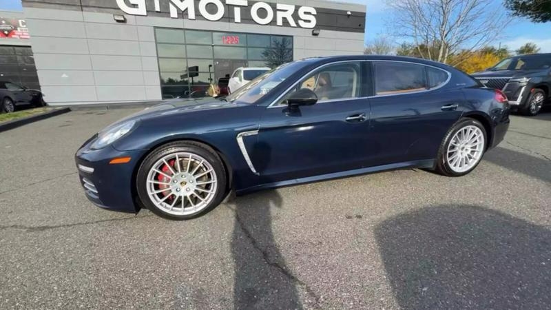 2015 Porsche Panamera 4S Executive Sedan 4D 4