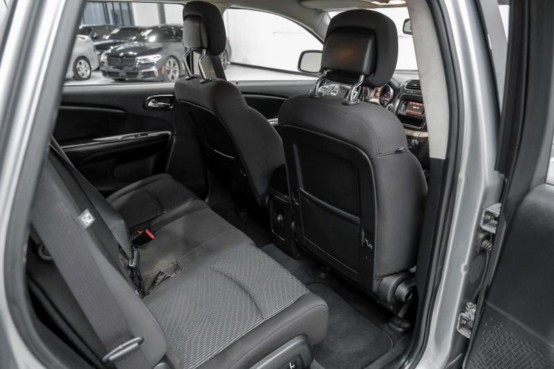 2019 Dodge Journey SE Sport Utility 4D 45