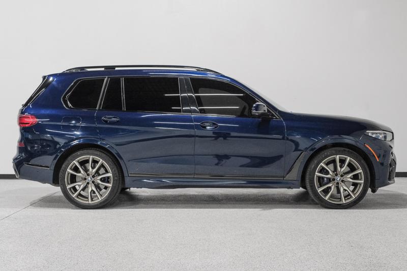 2020 BMW X7  M50i Sport Utility 4D 5