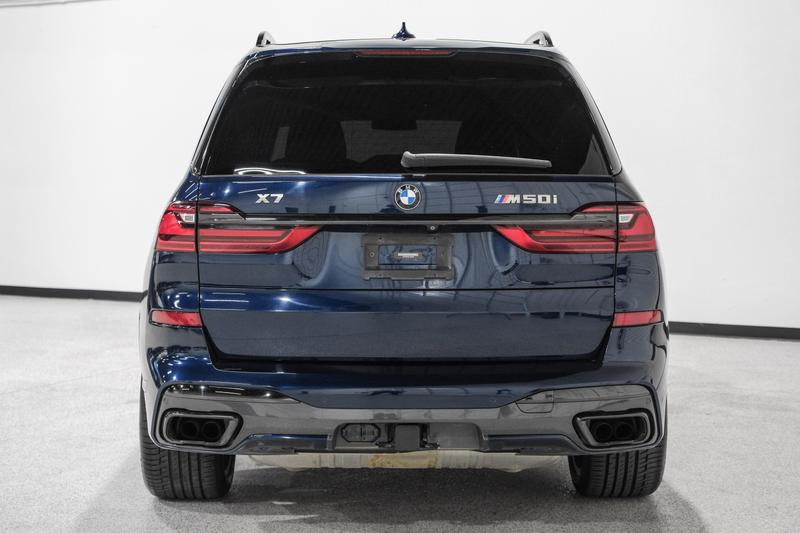 2020 BMW X7  M50i Sport Utility 4D 7