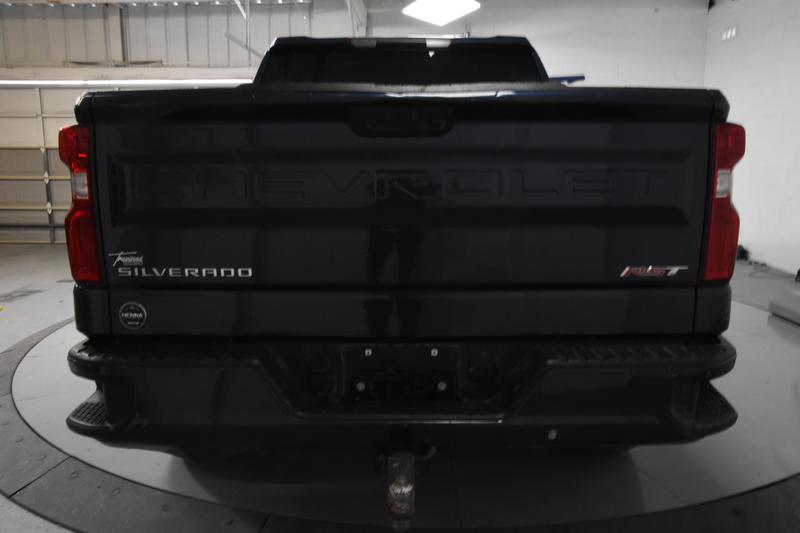 2022 Chevrolet Silverado 1500 Crew Cab RST Pickup 4D 5 3/4 ft 14