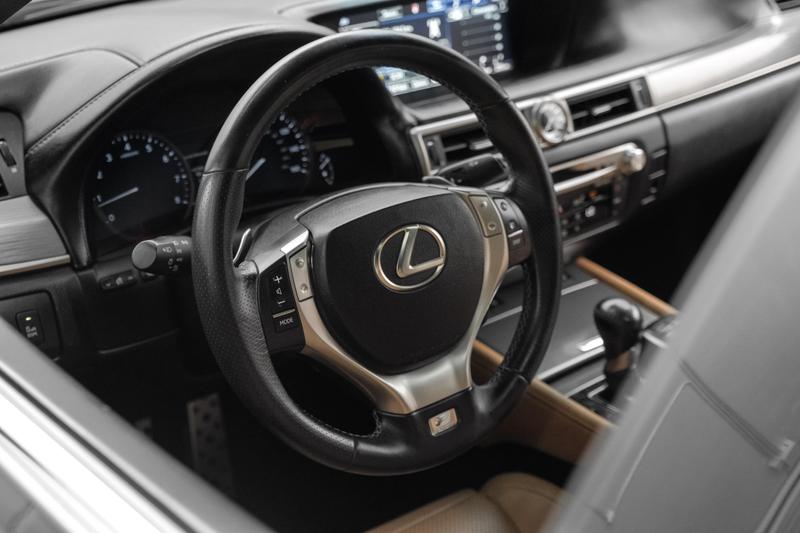 2015 Lexus GS GS 350 Sedan 4D 18