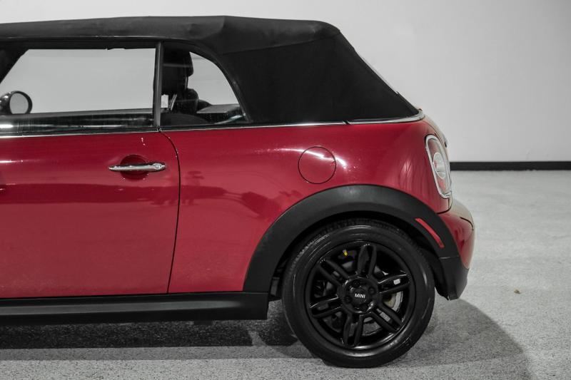 2013 MINI Convertible Cooper Convertible 2D 36