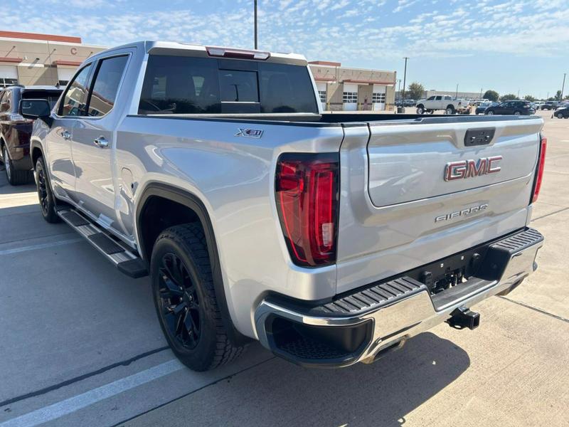 2019 GMC Sierra 1500 Crew Cab SLT Pickup 4D 5 3/4 ft 2