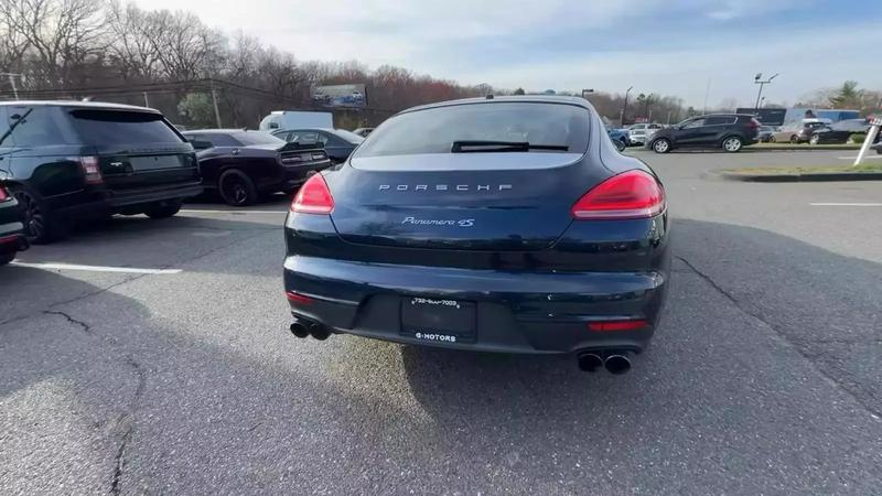 2015 Porsche Panamera 4S Executive Sedan 4D 11