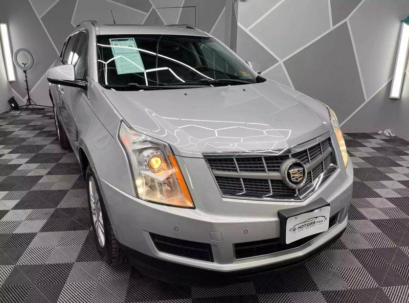 2011 Cadillac SRX Sport Utility 4D 17