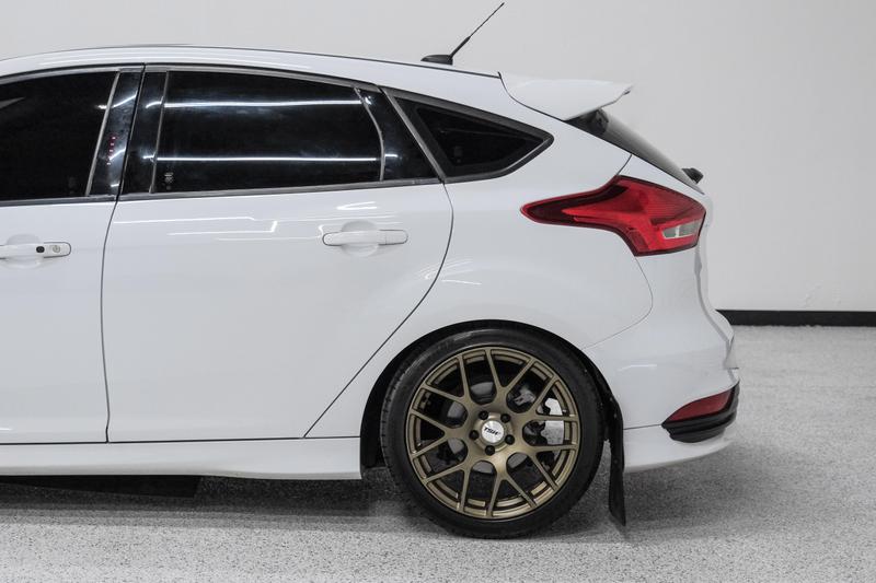 2016 Ford Focus ST Hatchback 4D 11