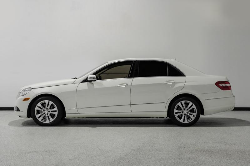 2010 Mercedes-Benz E-Class E 350 4MATIC Sedan 4D 13