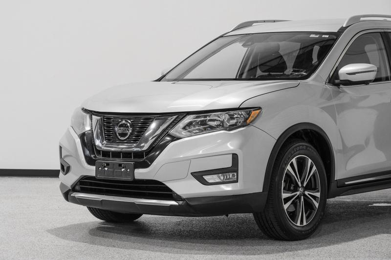 2018 Nissan Rogue SL Sport Utility 4D 10