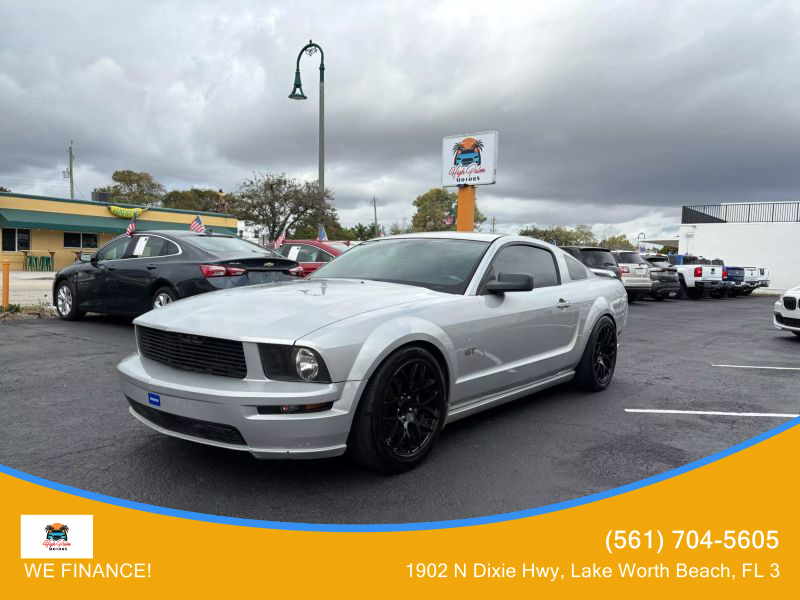 2006 Ford Mustang GT Deluxe