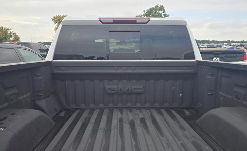 2019 GMC Sierra 1500 Crew Cab SLT Pickup 4D 5 3/4 ft 16