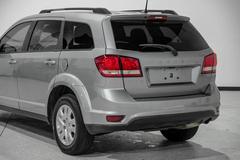 2019 Dodge Journey SE Sport Utility 4D 14