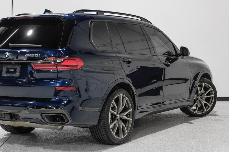 2020 BMW X7  M50i Sport Utility 4D 13