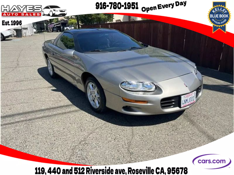 2001 Chevrolet Camaro Base