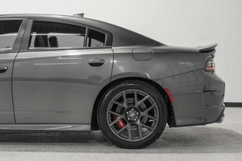 2016 Dodge Charger R/T Scat Pack Sedan 4D 13