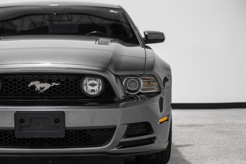 2014 Ford Mustang GT Coupe 2D 40