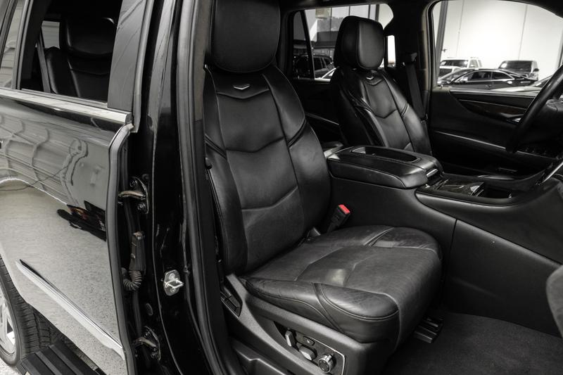 2016 Cadillac Escalade Platinum Sport Utility 4D 39