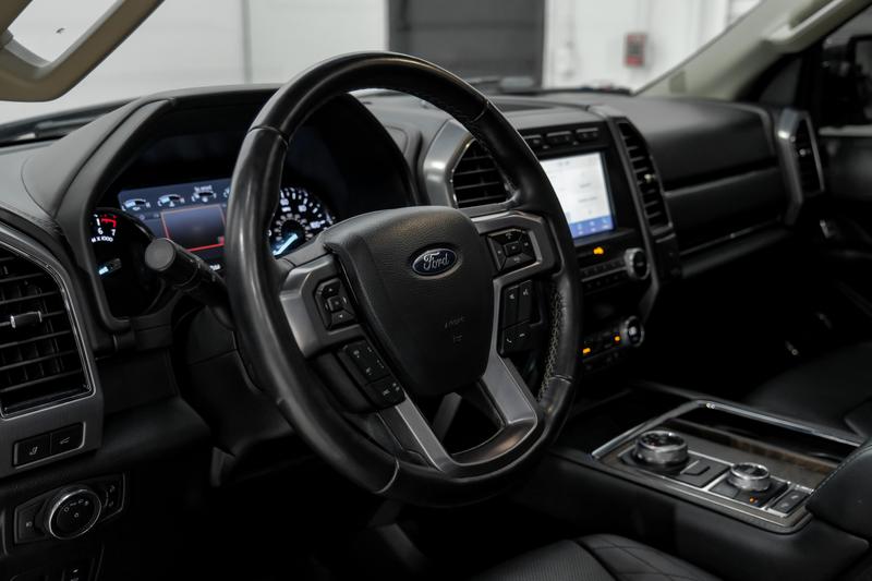 2020 Ford Expedition Platinum Sport Utility 4D 23