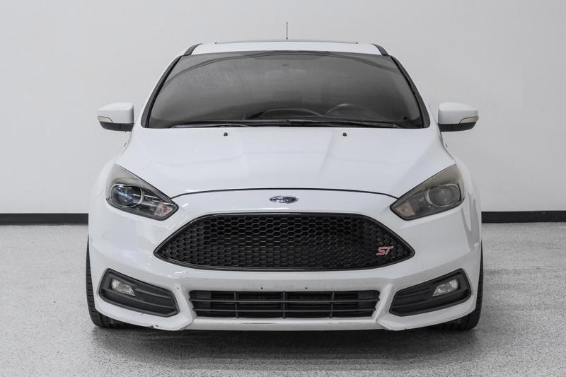 2016 Ford Focus ST Hatchback 4D 3