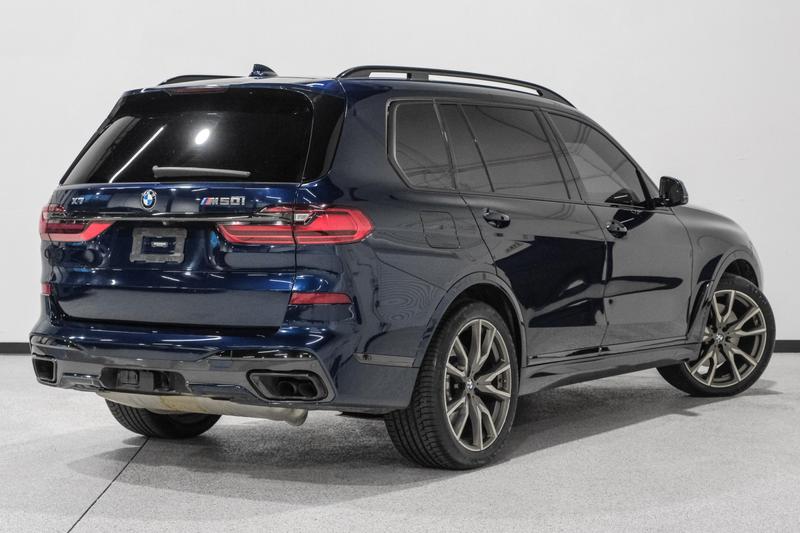 2020 BMW X7  M50i Sport Utility 4D 6