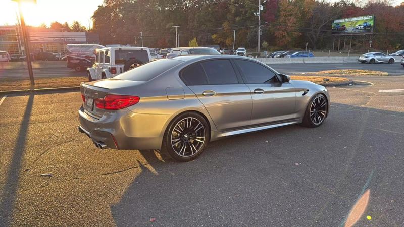 2018 BMW M5 Sedan 4D 9