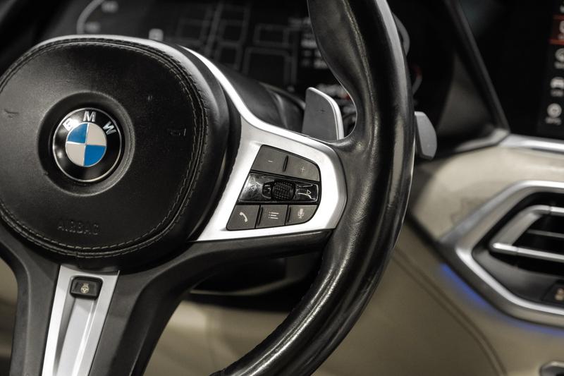 2020 BMW X7  M50i Sport Utility 4D 26