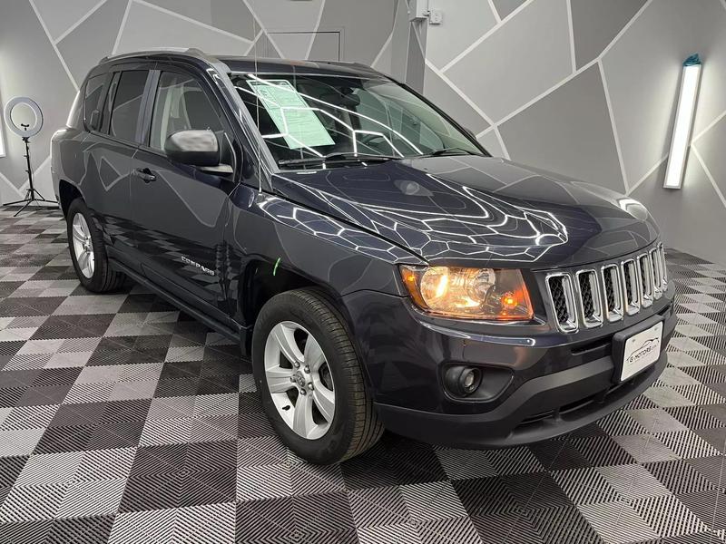 2015 Jeep Compass Sport SUV 4D 13