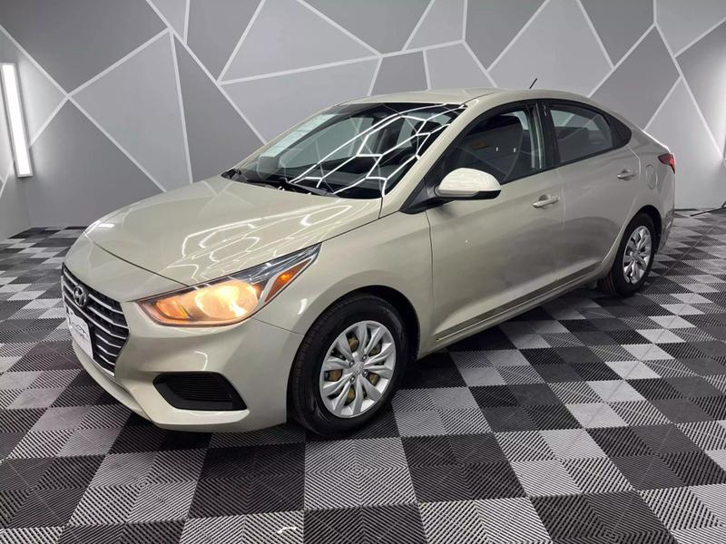 2020 Hyundai Accent SEL Sedan 4D 6