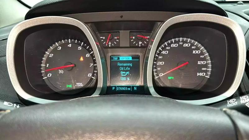 2016 Chevrolet Equinox LT Sport Utility 4D 38