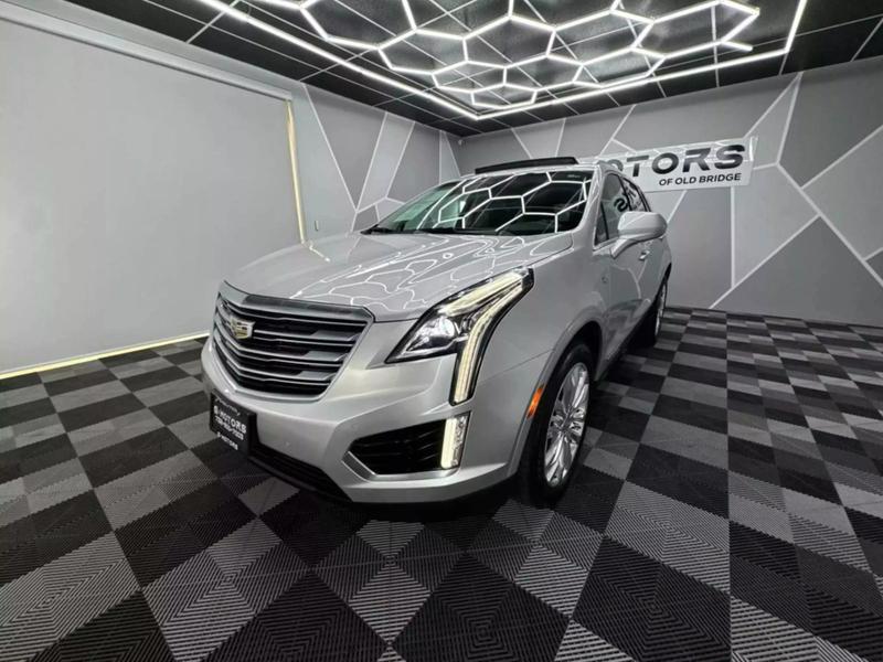 2019 Cadillac XT5 Premium Luxury Sport Utility 4D 17