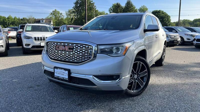 2017 GMC Acadia Denali Sport Utility 4D 3