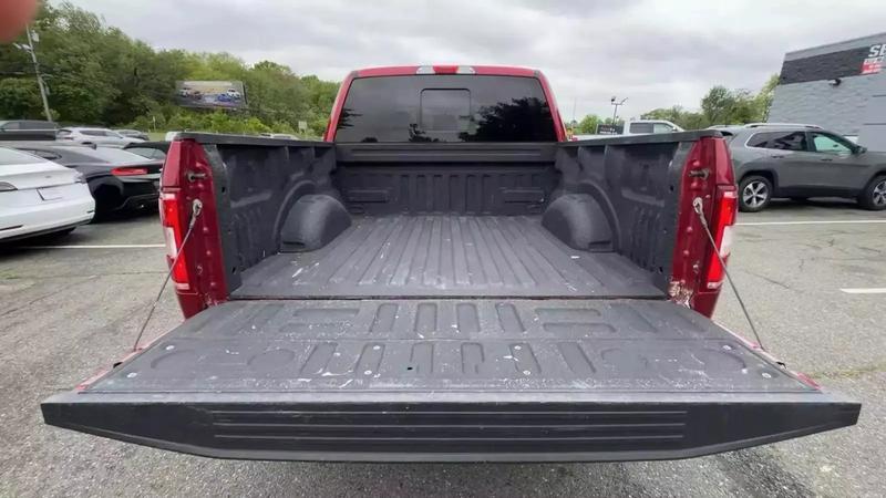 2019 Ford F150 SuperCrew Cab XLT Pickup 4D 6 1/2 ft 22