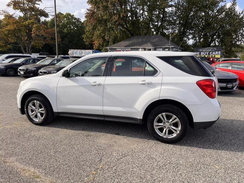 2014 Chevrolet Equinox LS Sport Utility 4D 7