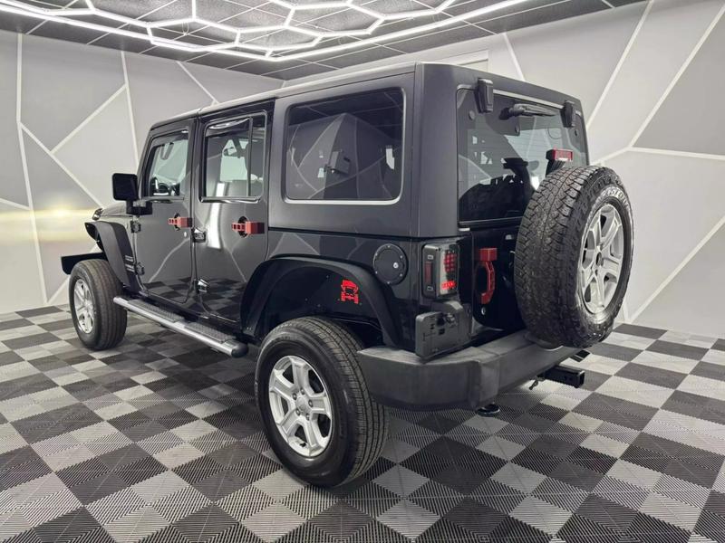 2012 Jeep Wrangler Unlimited Sport SUV 4D 5