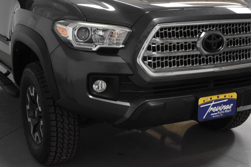 2017 Toyota Tacoma Double Cab TRD Off-Road Pickup 4D 5 ft 44