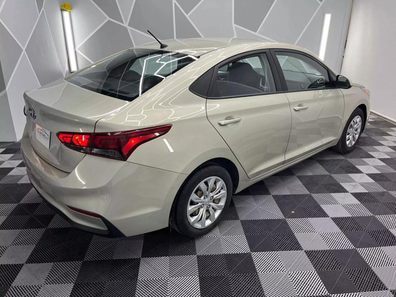 2020 Hyundai Accent SEL Sedan 4D 18