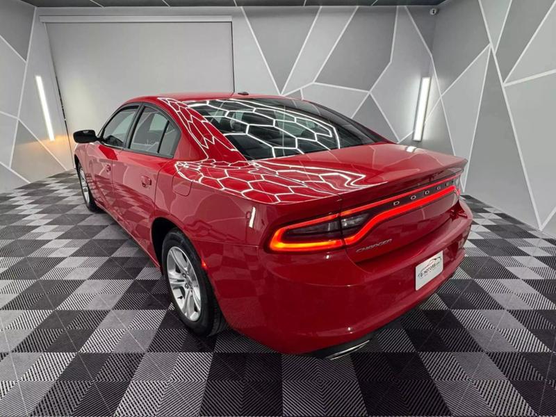 2020 Dodge Charger SXT Sedan 4D 7