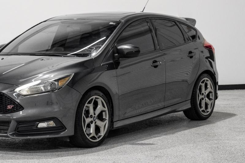 2017 Ford Focus ST Hatchback 4D 11