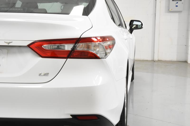 2020 Toyota Camry LE Sedan 4D 5