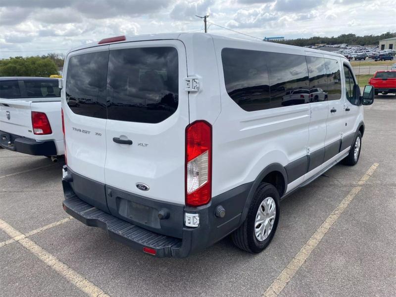 2015 Ford Transit 350 Wagon XLT w/Low Roof w/60/40 Side Door Van 3D 3