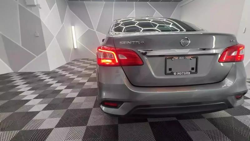 2019 Nissan Sentra SV Sedan 4D 13