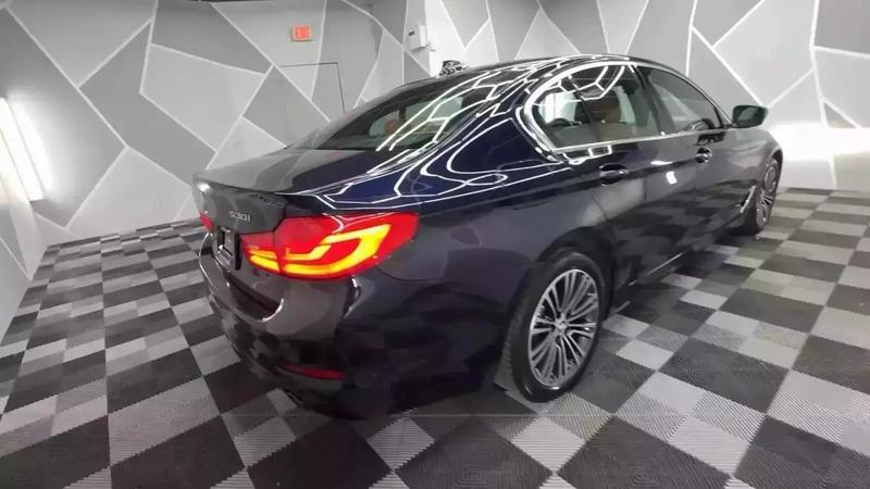 2020 BMW 5 Series 530i xDrive Sedan 4D 14