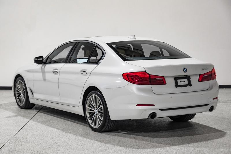 2018 BMW 5 Series 530i SPT Sedan 4D 8