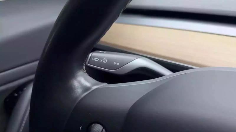 2019 Tesla Model 3 Long Range Sedan 4D 47