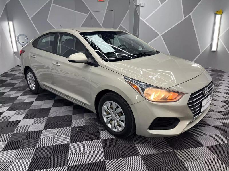 2020 Hyundai Accent SEL Sedan 4D 20