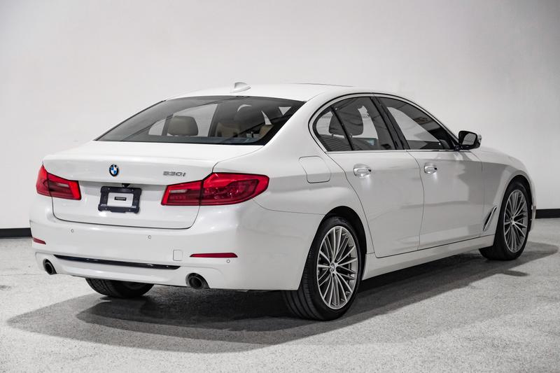 2018 BMW 5 Series 530i SPT Sedan 4D 6