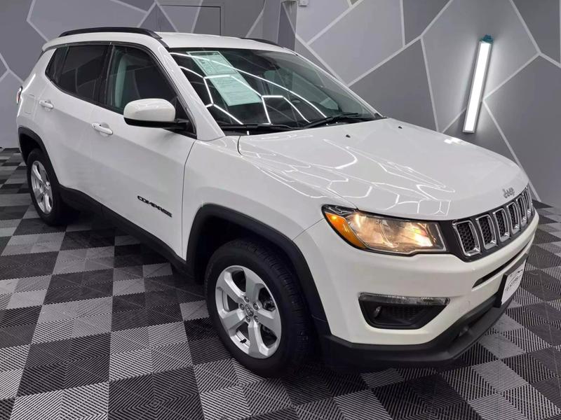 2021 Jeep Compass Latitude Sport Utility 4D 16