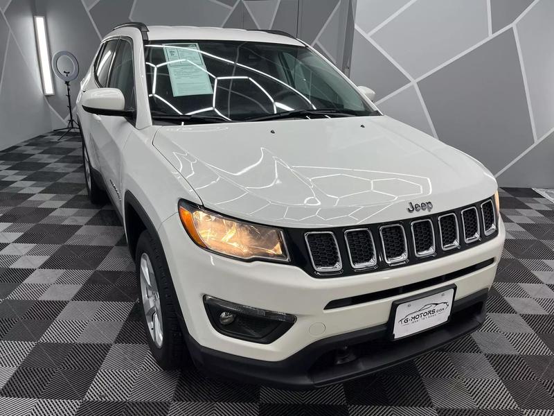 2021 Jeep Compass Latitude Sport Utility 4D 19