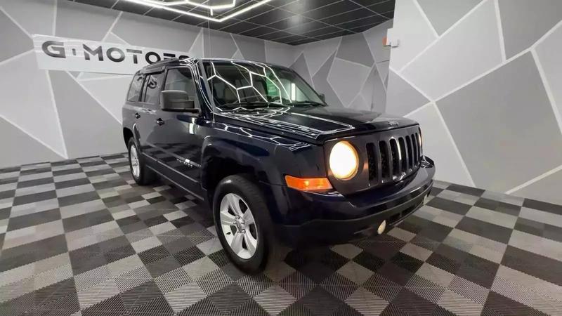 2014 Jeep Patriot Latitude Sport Utility 4D 15